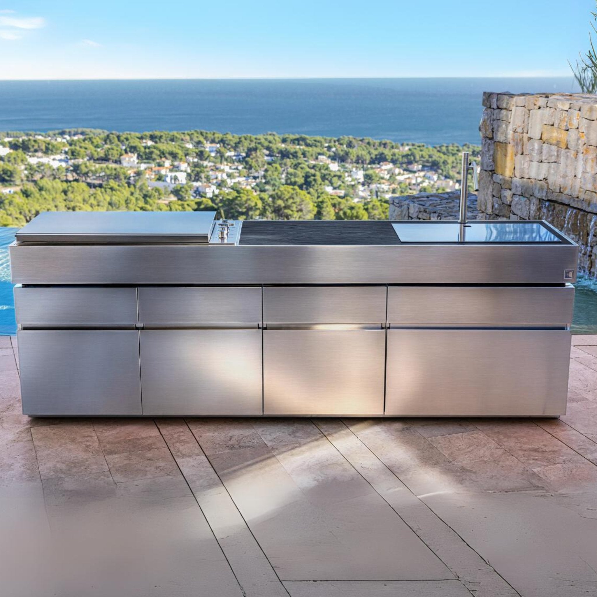 Luxury Black Granite Outdoor Gas Kitchen | Fesfoc Krakatoa Outdoor Kitchen