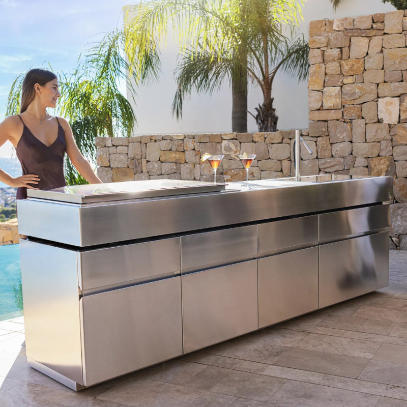 Luxury Black Granite Outdoor Gas Kitchen | Fesfoc Krakatoa Outdoor Kitchen