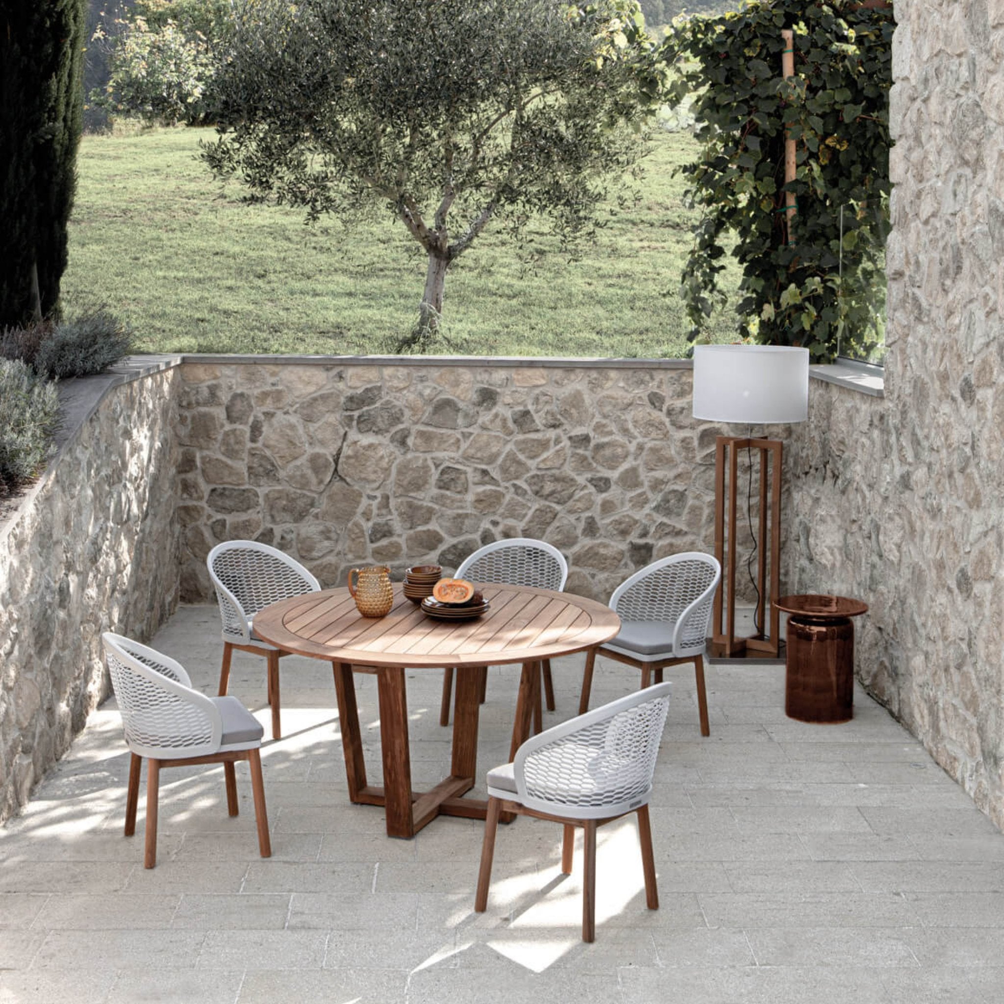 Modern Metal Garden Dining Chair With Teak Legs | Cyrano Dining Chair Atmosphera | 1
