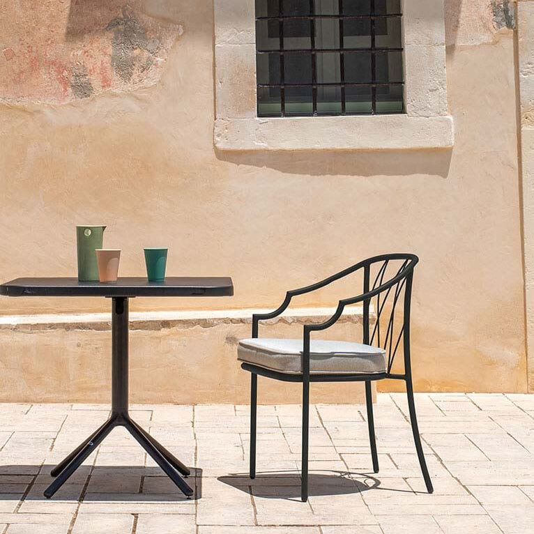 Black Steel Garden Armchair with Cushion | High-end Italian outdoor seating | Black | Steel | Cushioned seating | EMU Como