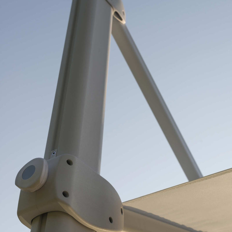 Close-Up of Aluminium Frame | High-End Cantilever Parasol | Talenti Athena