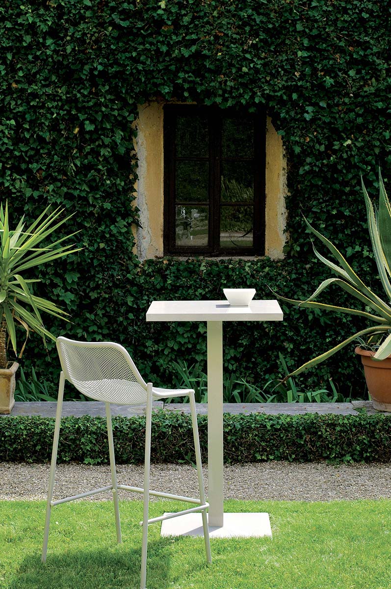 High-End Steel Mesh Bar Stool with Counter Table | Outdoor Bar Seating | EMU Round