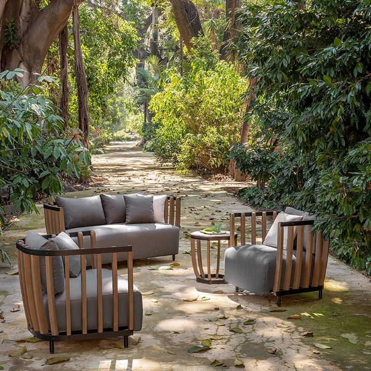 Cosy Outdoor 2 Seater Sofa | Luxury Outdoor Sofa | High End Outdoor Furniture Sets | Designed and Made in Italy | Ethimo Swing