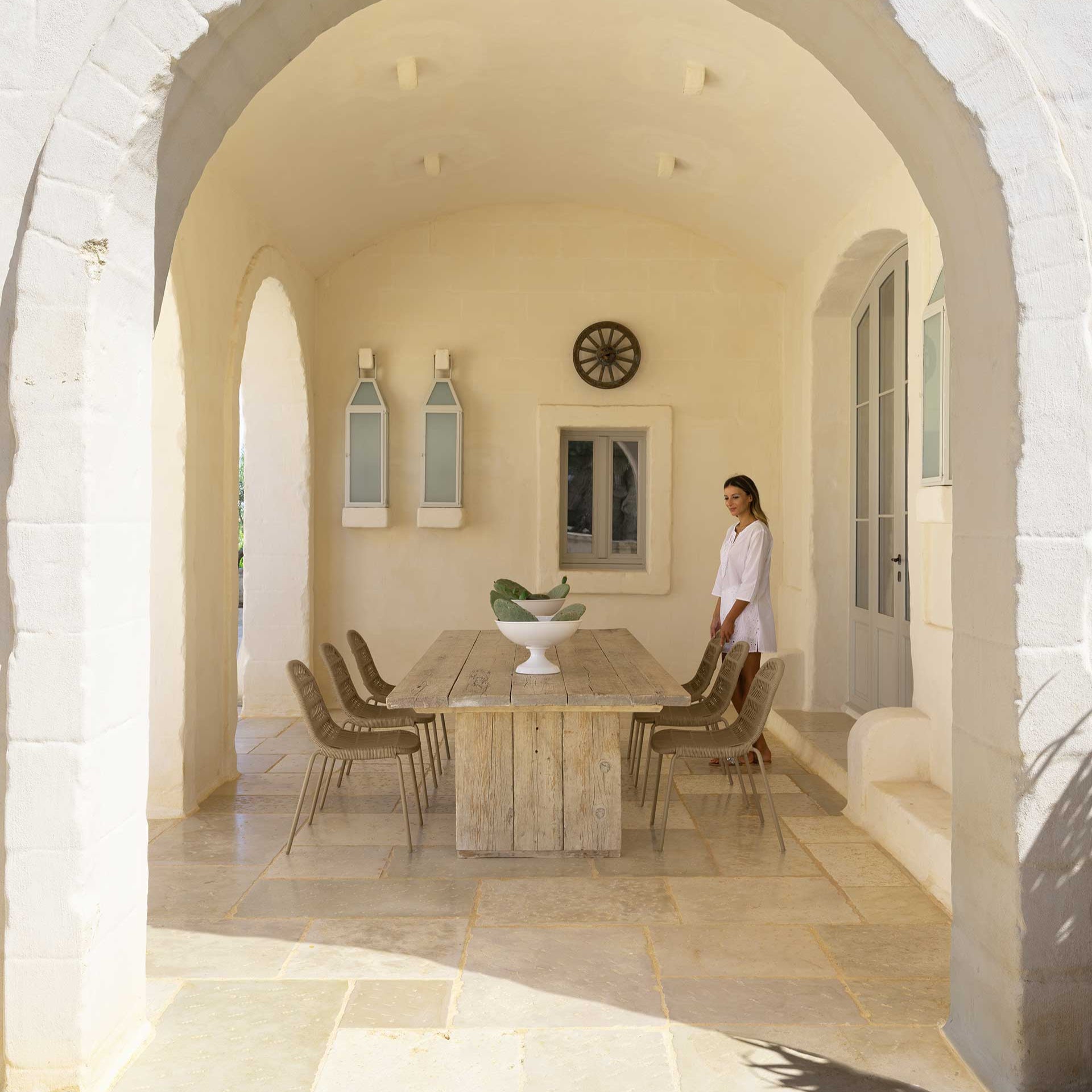 Outdoor Dining Setting Featuring Luxury Garden Relaxing Chairs | Mediterranean-Inspired Outdoor Dining Space Talenti Panama