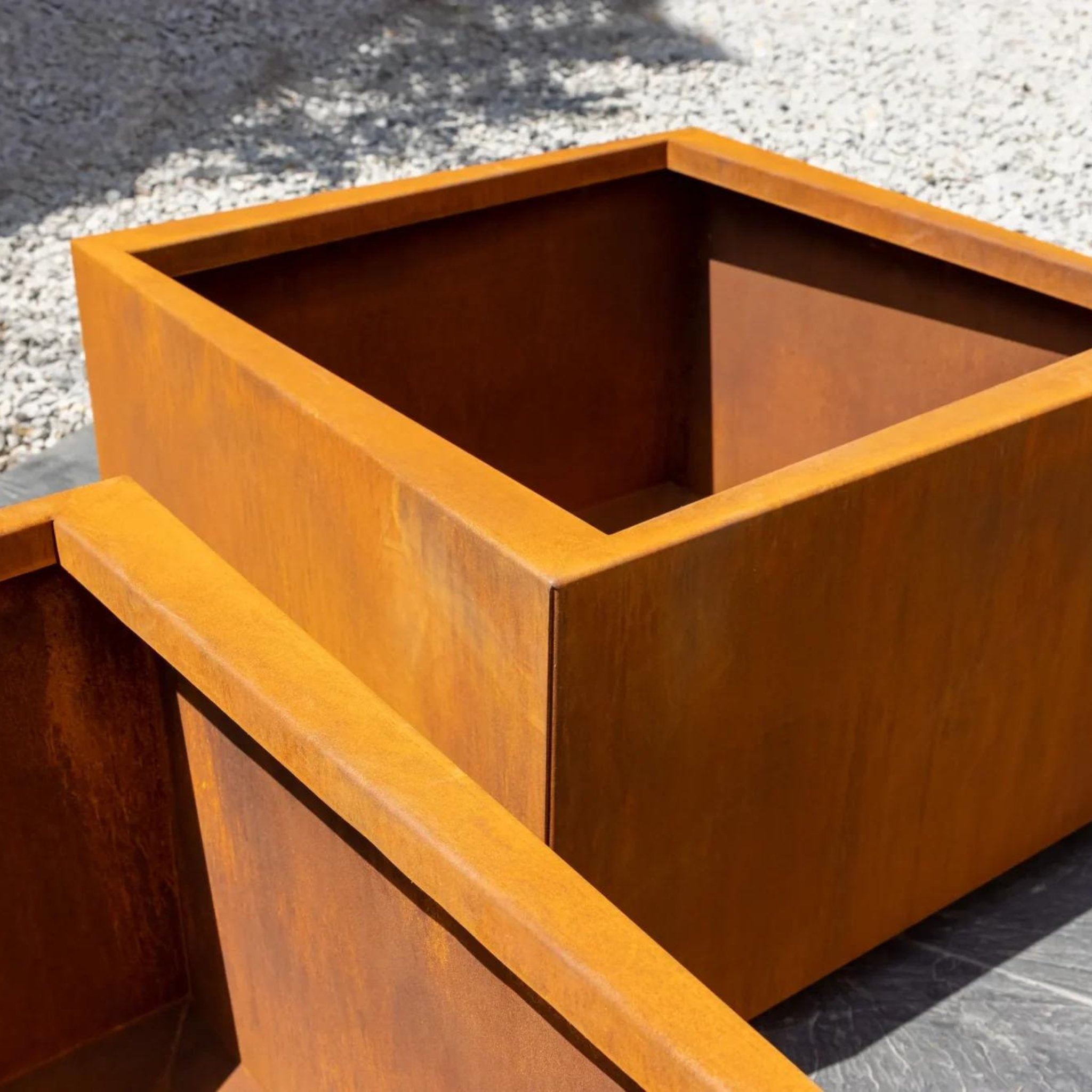 Modern Minimal Steel Garden Planter | Fesfoc Planter Kubik Small