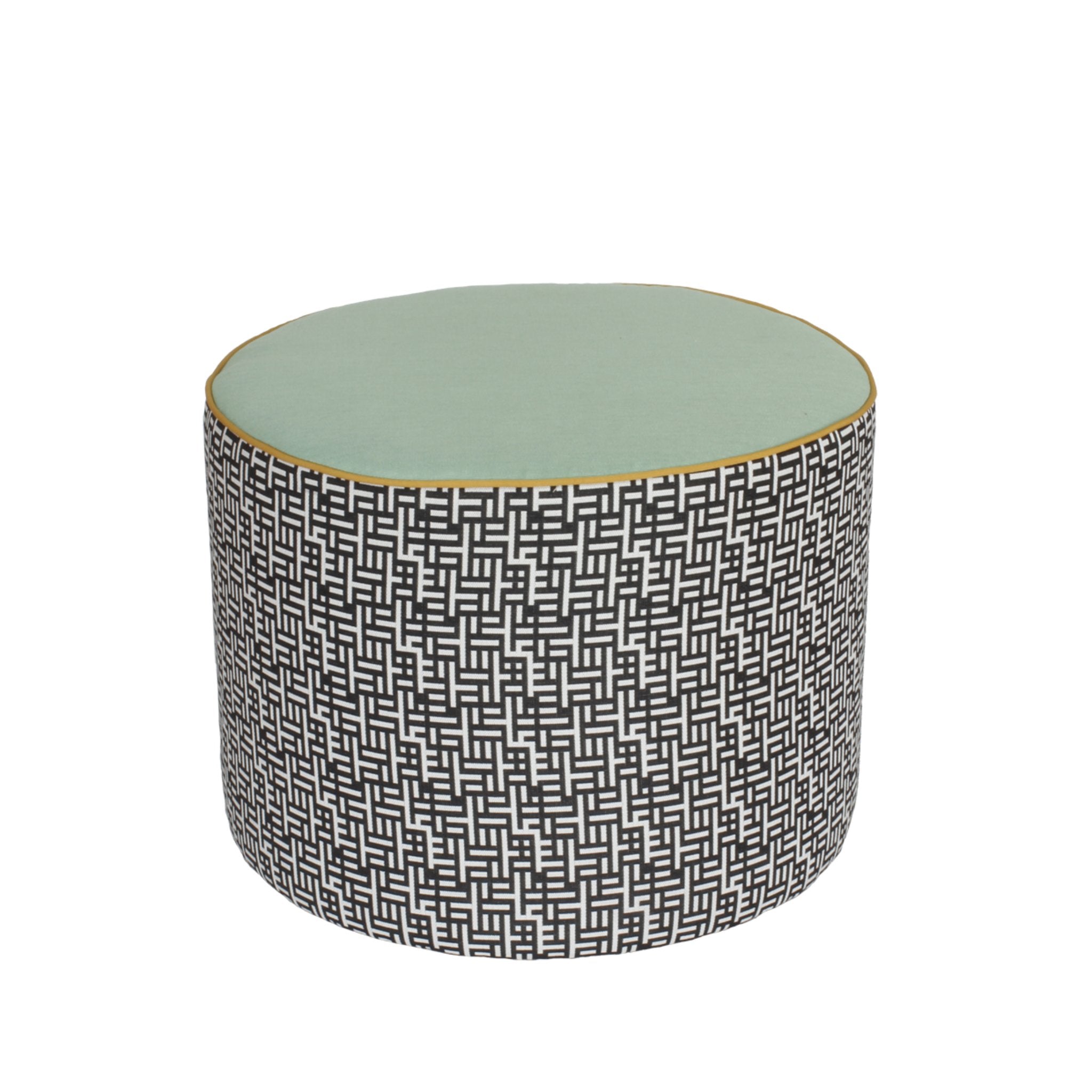 Decorative Garden Pouffe / Stool | Waterproof Outdoor Seating | Contardi Calybabu