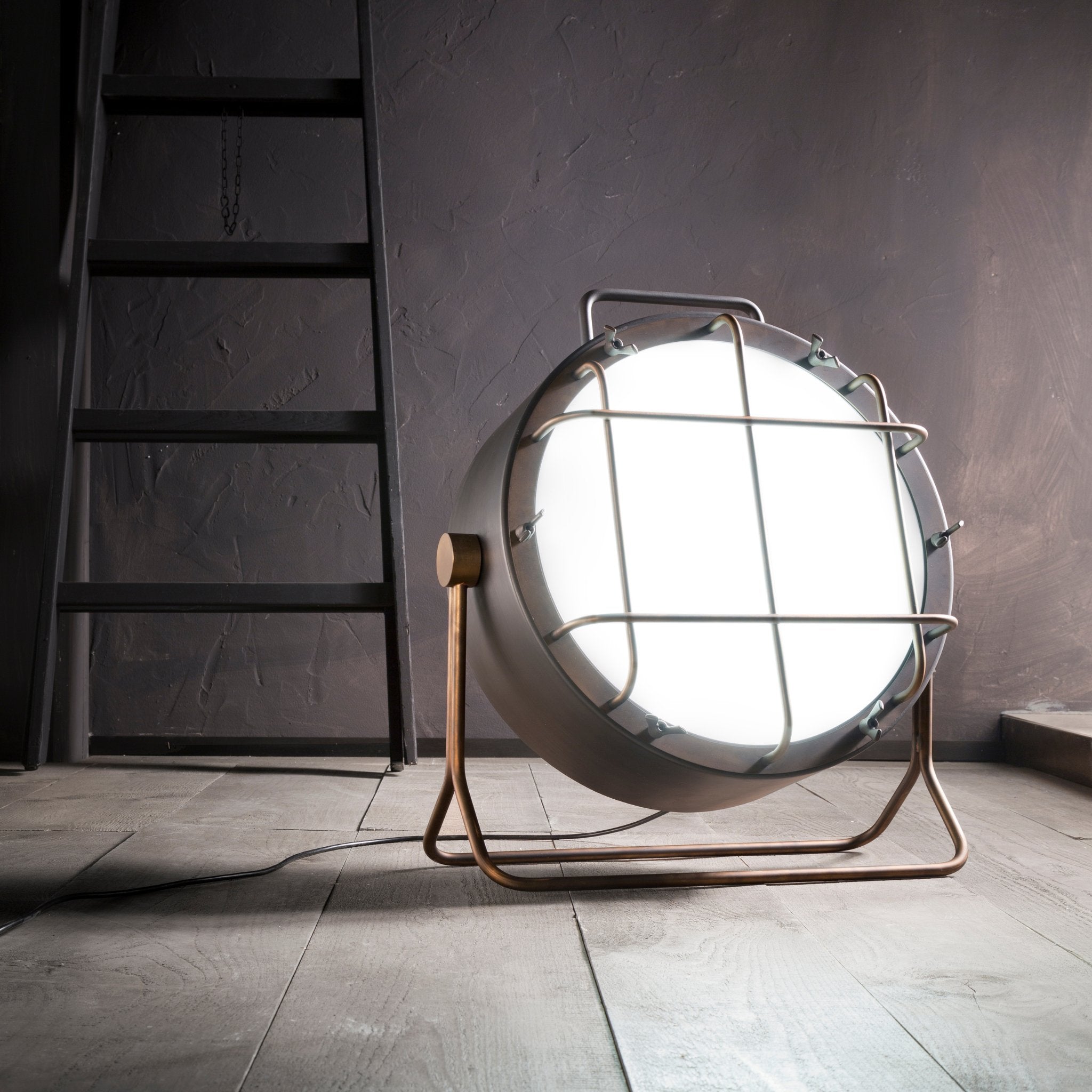 Modern Industrial Style Caged Floor Light IP65 | Zava Luce Cantiere Floor 