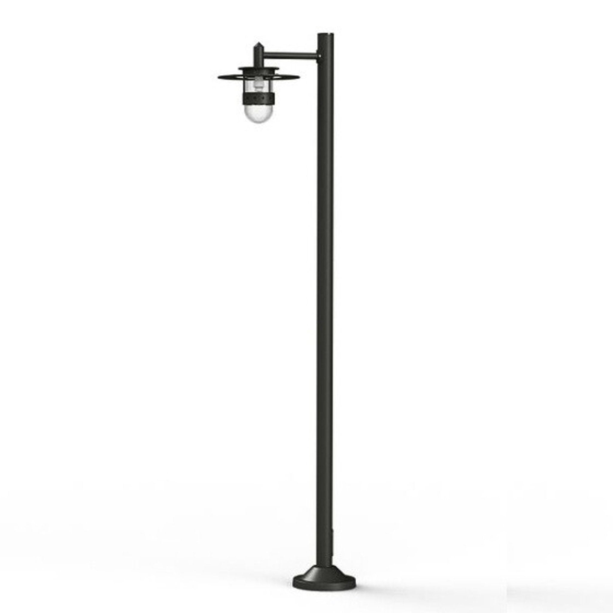 Tall Farmhouse Outdoor Lamp Post IP44 | Roger Pradier Kent M4