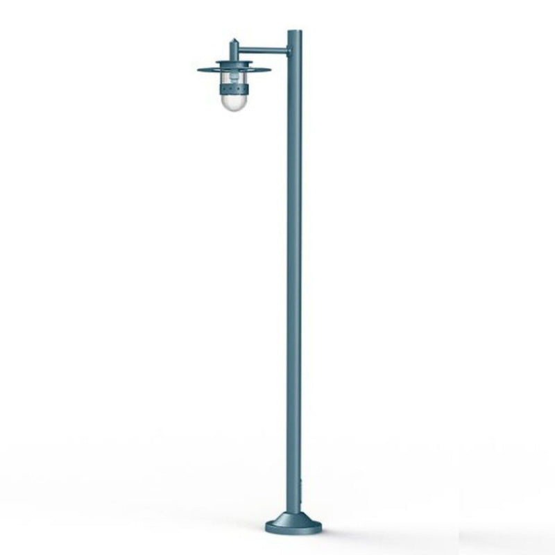Tall Farmhouse Outdoor Lamp Post IP44 | Roger Pradier Kent M4