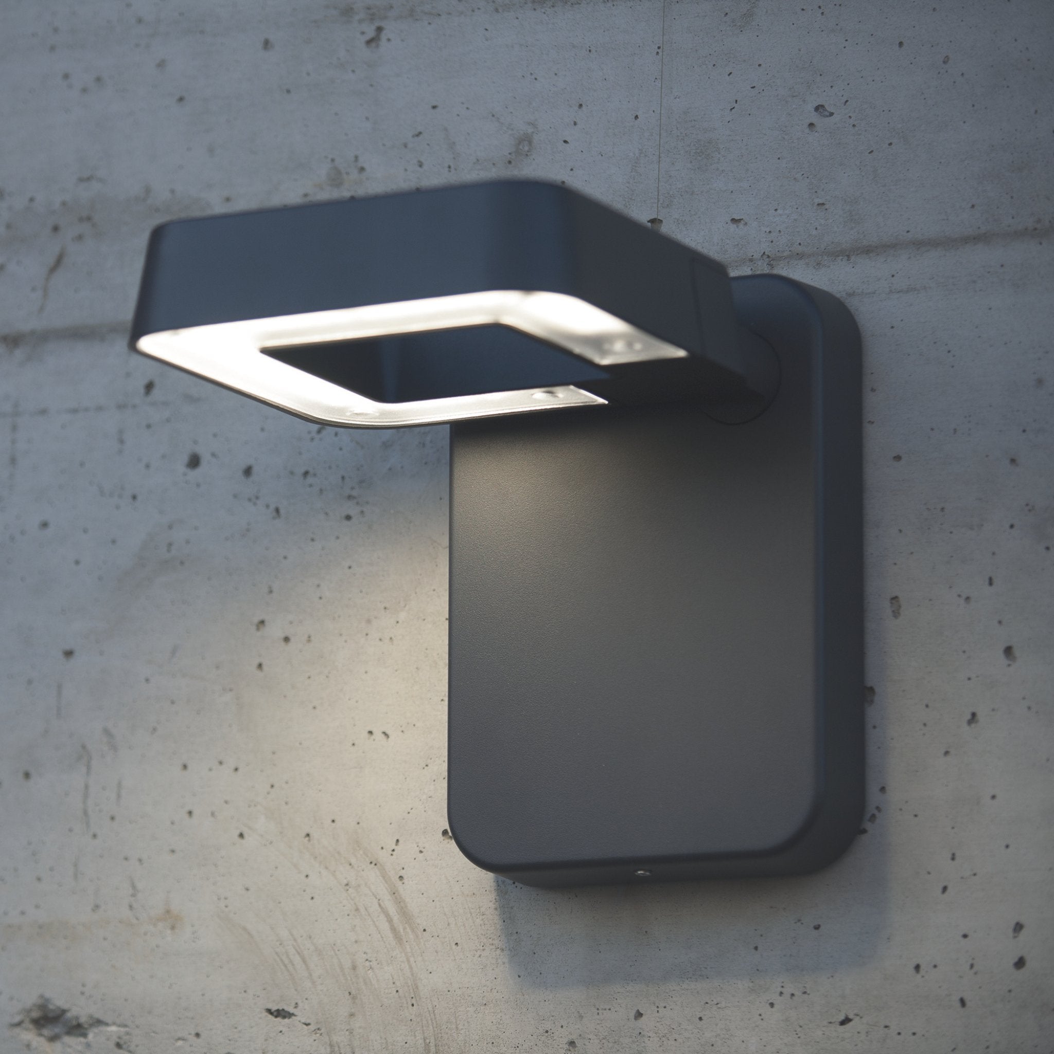 Urban Square LED Outdoor Wall Light | Roger Pradier Square Wall Lamp M1
