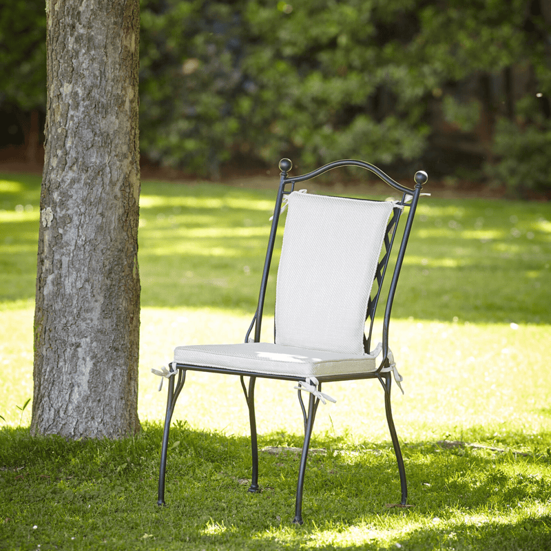 Classic Metal Lattice Dining Chair with Cushions | High-End Outdoor Seating | Luxury Garden Furniture | Weather-Resistant Design.