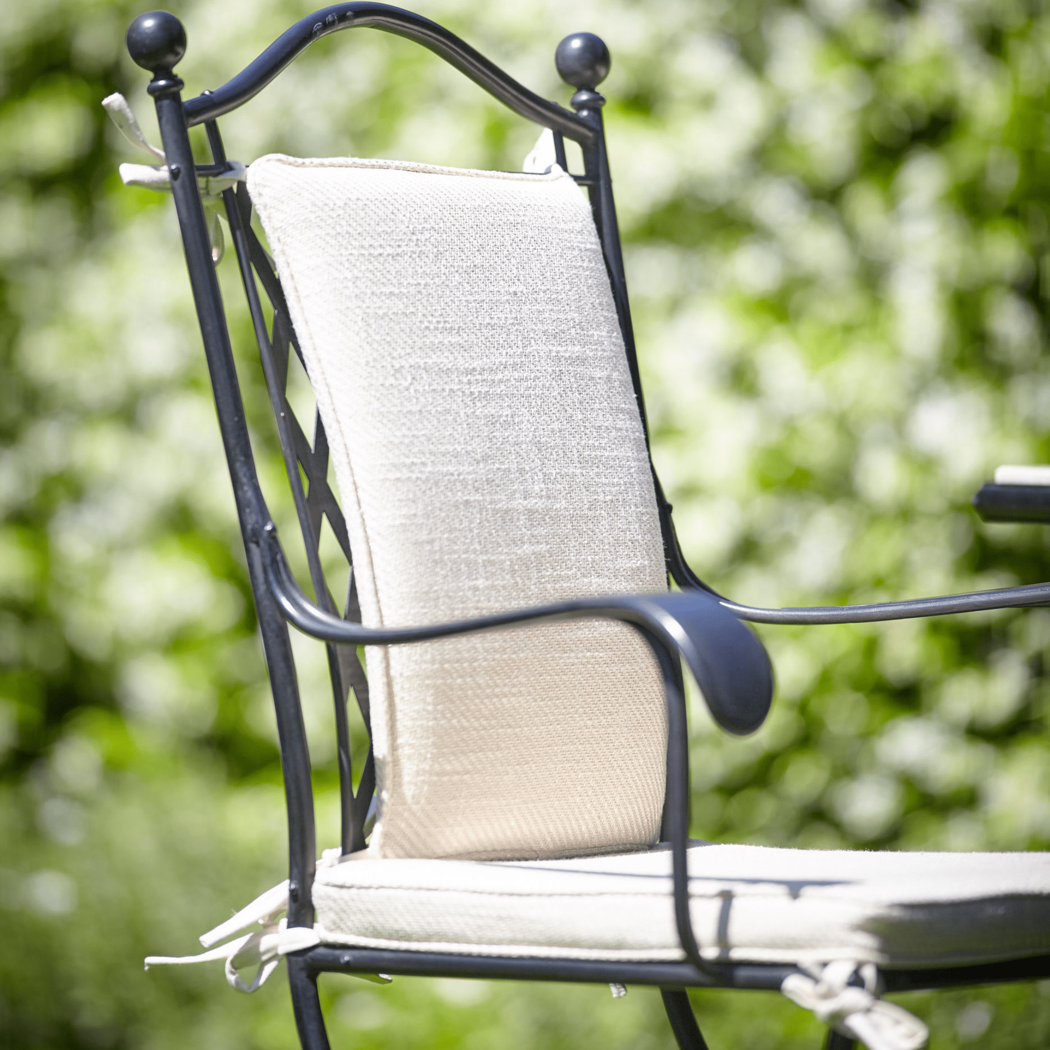 Classic Metal Outdoor Dining Armchair with Cushions | High-End Patio Furniture | Luxury Metal Outdoor Seating | Designed and Made in Italy | Officina Ciani