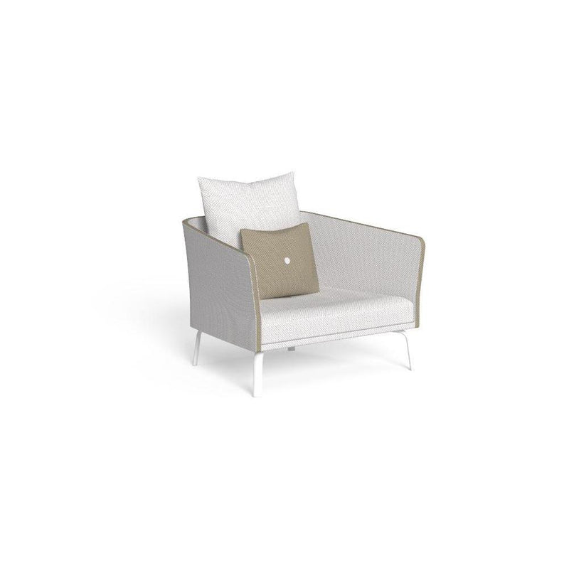 Simplistic Aluminium Exterior Living Armchair | Luxury Exterior Metal Seating For Sale | Garden Seating UK | White Beige