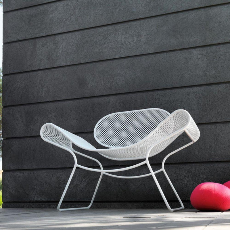 Simplistic Outdoor Metalic Armchair | Outdoor Metal Armchair | High End Metal Armchair | Luxury Seating | Luxury Furniture